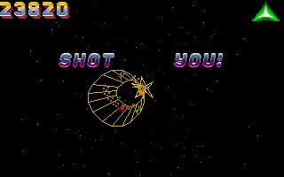 Tempest 2000 gameplay screenshot
